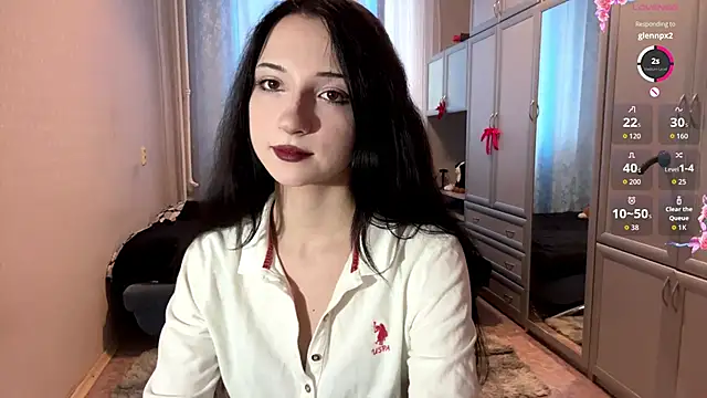 Snapshot of UrBabeLuna chatting on March 1, 12:51 pm UrBabeLuna online show from March 1, 12:51 pm