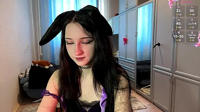 Snapshot of UrBabeLuna chatting on March 12, 1:06 pm UrBabeLuna online show from March 12, 1:06 pm