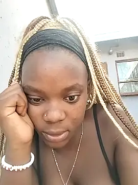 Snapshot of FlameZee chatting on February 11, 2:55 pm FlameZee online show from February 11, 2:55 pm