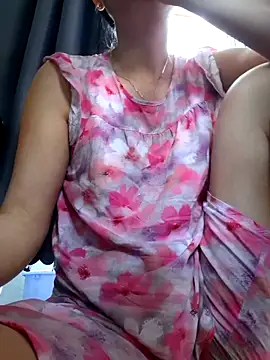 Baby-loveass69 online show from April 30, 11:53 pm