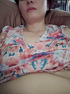 Baby-loveass69 online show from May 16, 12:07 am