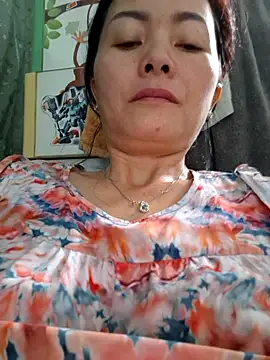 Baby-loveass69 online show from May 24, 11:54 pm