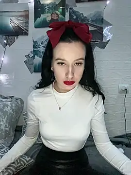 Carolina G0lden online show from March 6, 9:11 pm