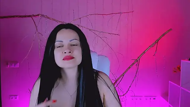 Snapshot of karolina_robinson chatting on February 1, 3:54 pm karolina robinson online show from February 1, 3:54 pm