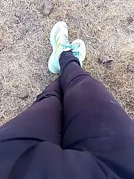 Snapshot of babu_bull chatting on February 8, 12:41 pm babu bull online show from February 8, 12:41 pm