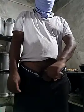 Snapshot of babu_bull chatting on March 28, 6:18 pm babu bull online show from March 28, 6:18 pm