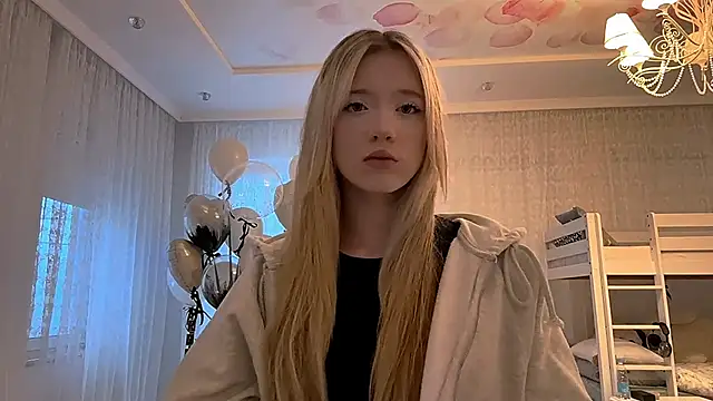 Snapshot of IvyArmbrister chatting on February 12, 3:18 pm IvyArmbrister online show from February 12, 3:18 pm