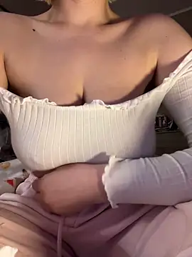 Best-B00bs online show from March 8, 9:18 pm