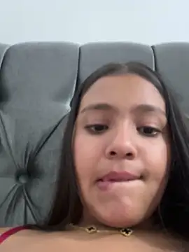 Snapshot of Baby_morena12 chatting on February 25, 3:38 am Baby morena12 online show from February 25, 3:38 am