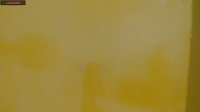 Snapshot of arielnoir6958 chatting on July 6, 9:06 pm arielnoir6958 online show from July 6, 9:06 pm