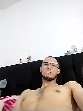 Camilo1826 online show from March 12, 2:56 pm