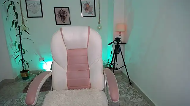 adhara 11 online show from April 11, 11:20 pm