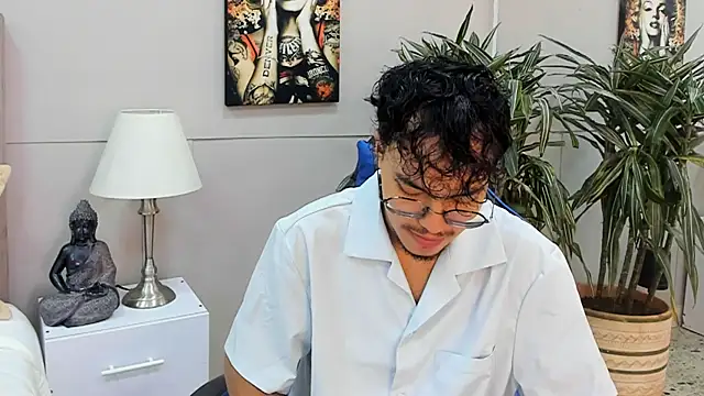 kai storn online show from May 16, 10:47 am