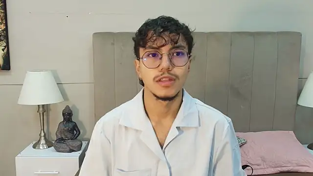 kai storn online show from May 24, 11:15 am