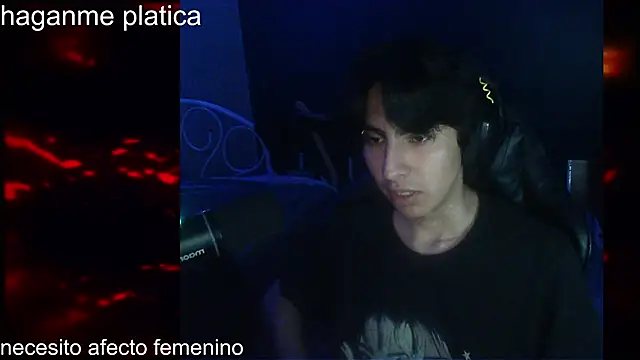 Snapshot of KonanStrip chatting on February 3, 3:15 am KonanStrip online show from February 3, 3:15 am