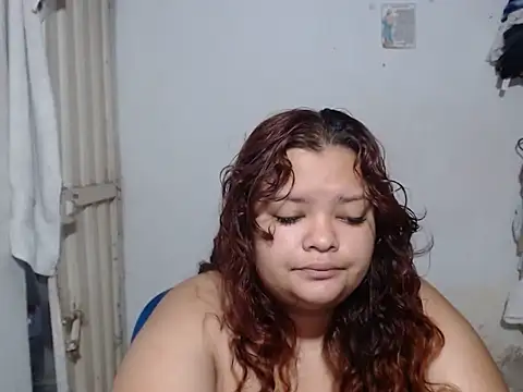 Snapshot of Diosa_Rosa chatting on February 10, 10:58 pm Diosa Rosa online show from February 10, 10:58 pm