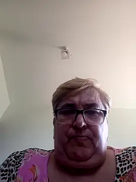 SusanStar874 online show from April 5, 12:46 pm