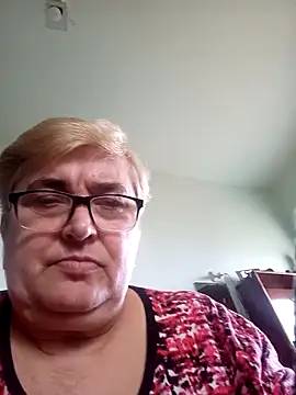 SusanStar874 online show from April 19, 1:43 pm