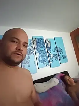 InstintoElite online show from April 17, 2:25 am