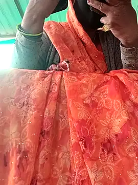 Snapshot of Muskan44s chatting on February 19, 3:57 am Muskan44s online show from February 19, 3:57 am