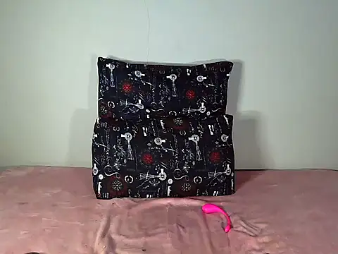 Riaanxxx online show from February 9, 12:58 am