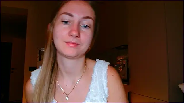 BluueSilk online show from December 1, 6:51 am