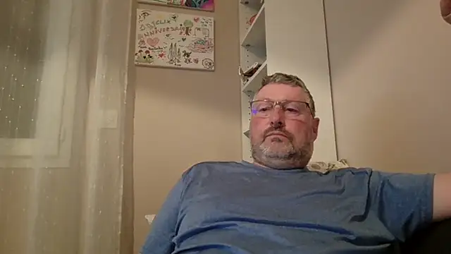 doudou310 online show from March 24, 4:17 am