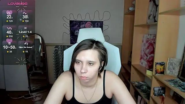 Snapshot of Scarlet_Sirenn chatting on March 2, 7:15 am Scarlet Sirenn online show from March 2, 7:15 am