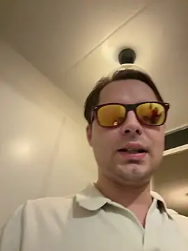 Snapshot of hottogetherNL chatting on February 20, 9:04 pm hottogetherNL online show from February 20, 9:04 pm