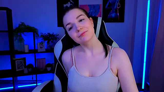 AliceChanel online show from March 31, 3:19 am