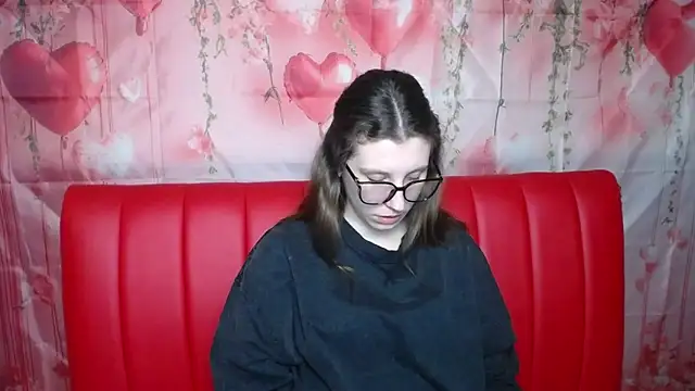 LilianaShine online show from March 3, 6:19 am