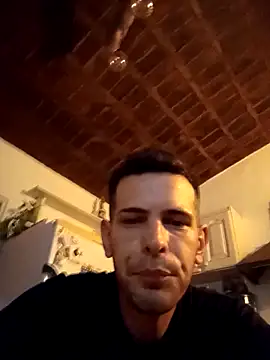 Snapshot of AmorSobra chatting on February 15, 2:30 am AmorSobra online show from February 15, 2:30 am