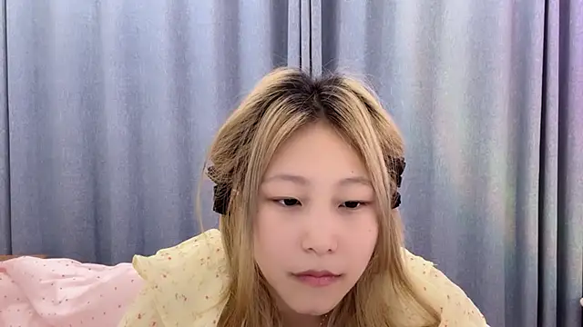 SM JIAJIA ZL online show from July 28, 4:39 pm