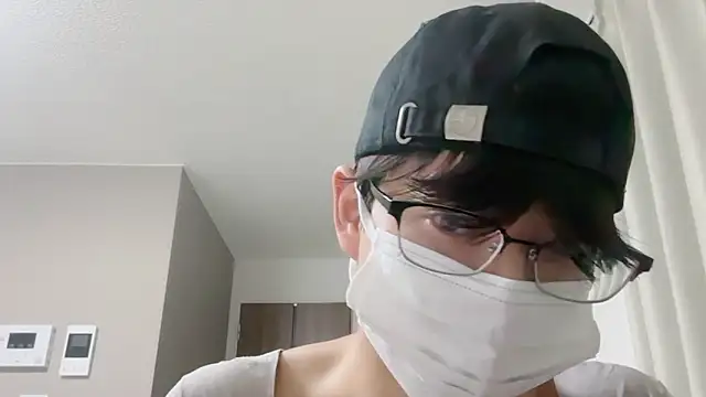 Snapshot of ninja_men chatting on February 1, 12:04 pm ninja men online show from February 1, 12:04 pm