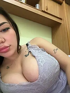 Snapshot of lunaaarheaa chatting on March 16, 6:28 am lunaaarheaa online show from March 16, 6:28 am