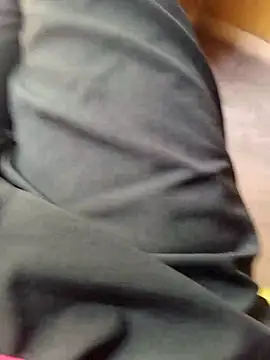 sudip999999 online show from April 15, 7:37 am