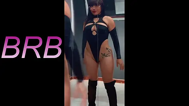 NaomiAmazing01 online show from March 9, 12:14 am