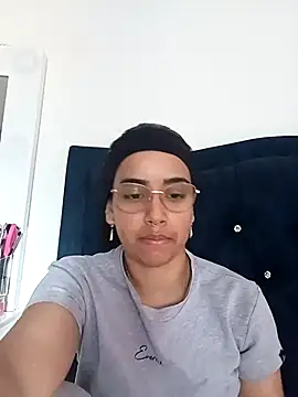 Diva noir online show from February 14, 2:14 pm