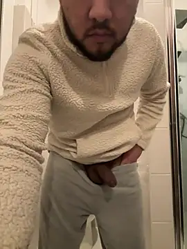 Snapshot of latinocalientehot chatting on March 26, 9:53 pm latinocalientehot online show from March 26, 9:53 pm