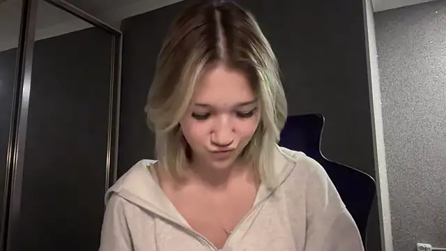 lilXdomiii online show from April 4, 12:35 pm