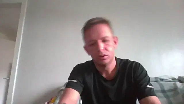 Snapshot of verscub6969 chatting on March 23, 7:12 am verscub6969 online show from March 23, 7:12 am