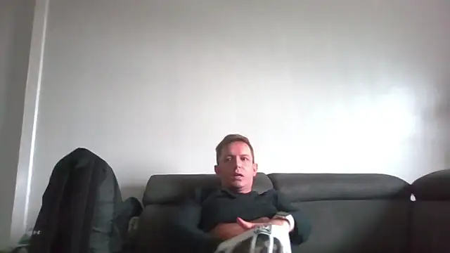 Snapshot of verscub6969 chatting on April 6, 6:25 am verscub6969 online show from April 6, 6:25 am