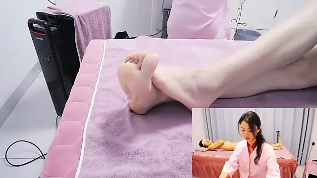 anne2026 online show from March 12, 1:12 am