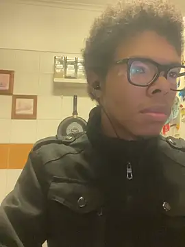 Snapshot of ELPikaPreta chatting on February 5, 4:06 am ELPikaPreta online show from February 5, 4:06 am