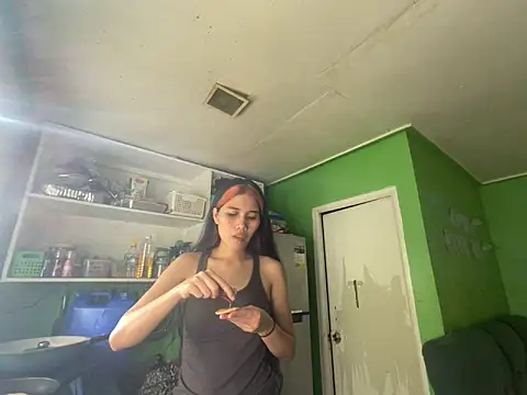 Sweetiebabe25 online show from February 18, 8:32 am