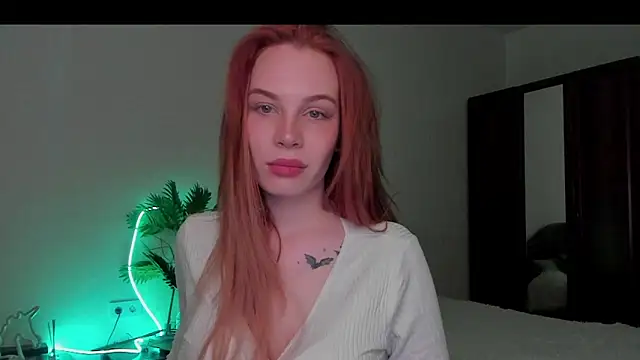 kelly love 222 online show from February 19, 4:30 am