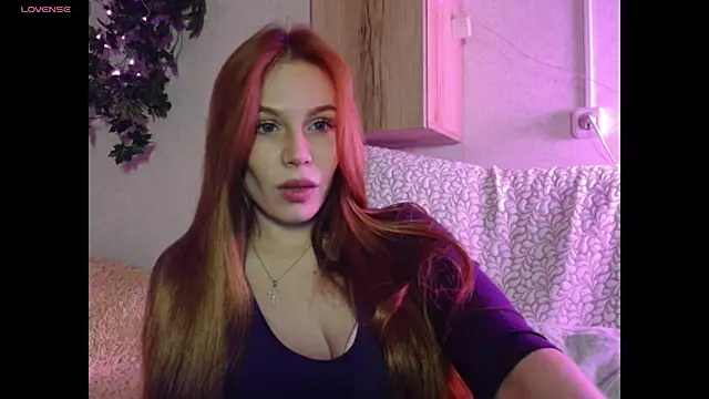 kelly love 222 online show from April 19, 5:01 pm