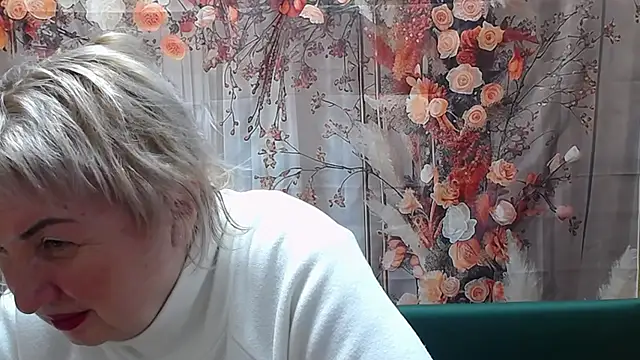 Snapshot of RenataDaster chatting on February 20, 5:57 pm RenataDaster online show from February 20, 5:57 pm