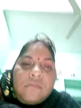 Snapshot of Rajni248096 chatting on February 5, 12:26 am Rajni248096 online show from February 5, 12:26 am