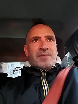 Snapshot of bobo672 chatting on February 3, 7:02 am bobo672 online show from February 3, 7:02 am